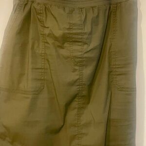 Chico’s Pull On Olive Green Women's Skort